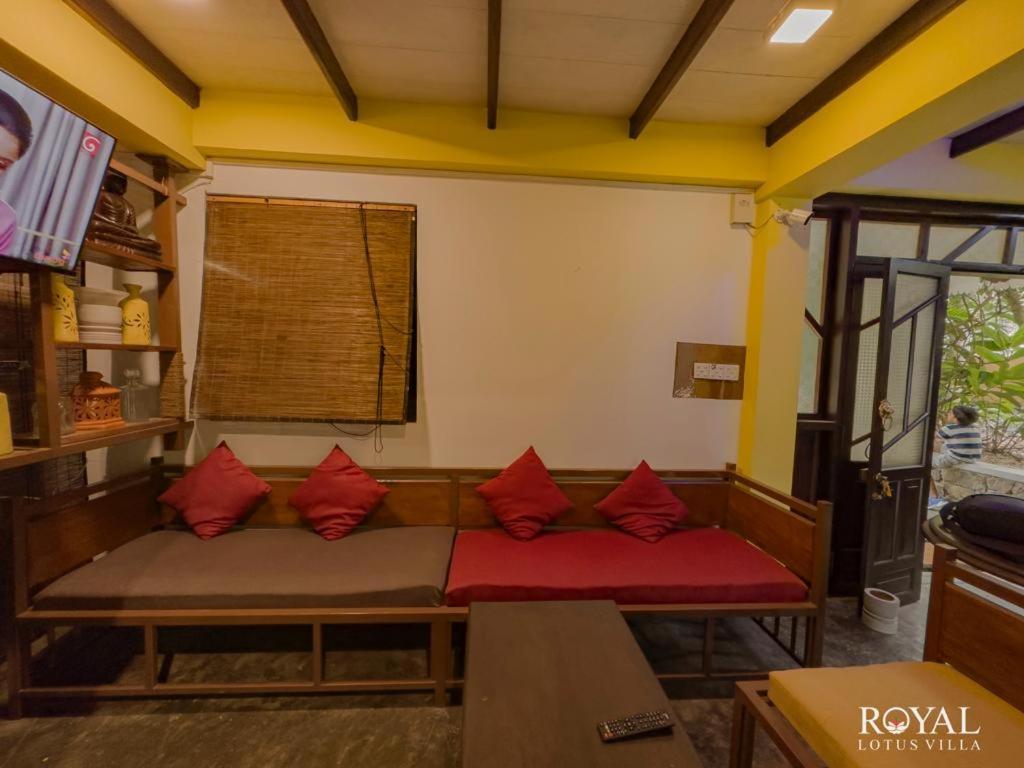 Royal Lotus Villa - Full Villa Rate Unawatuna Buitenkant foto