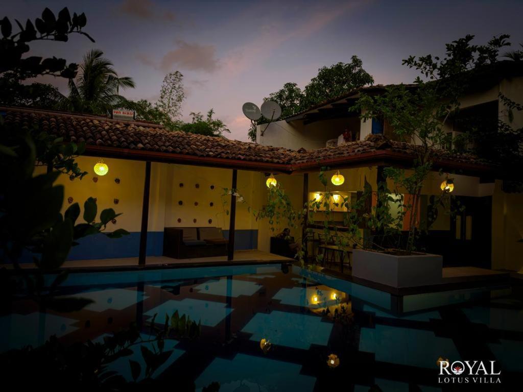 Royal Lotus Villa - Full Villa Rate Unawatuna Buitenkant foto