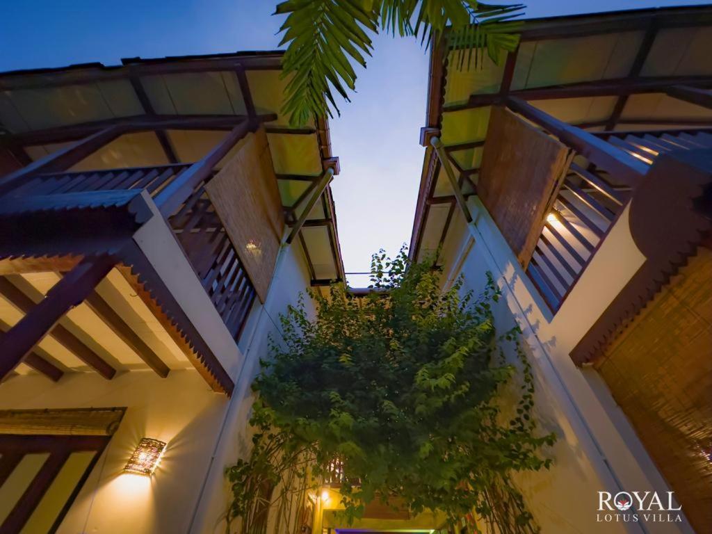 Royal Lotus Villa - Full Villa Rate Unawatuna Buitenkant foto