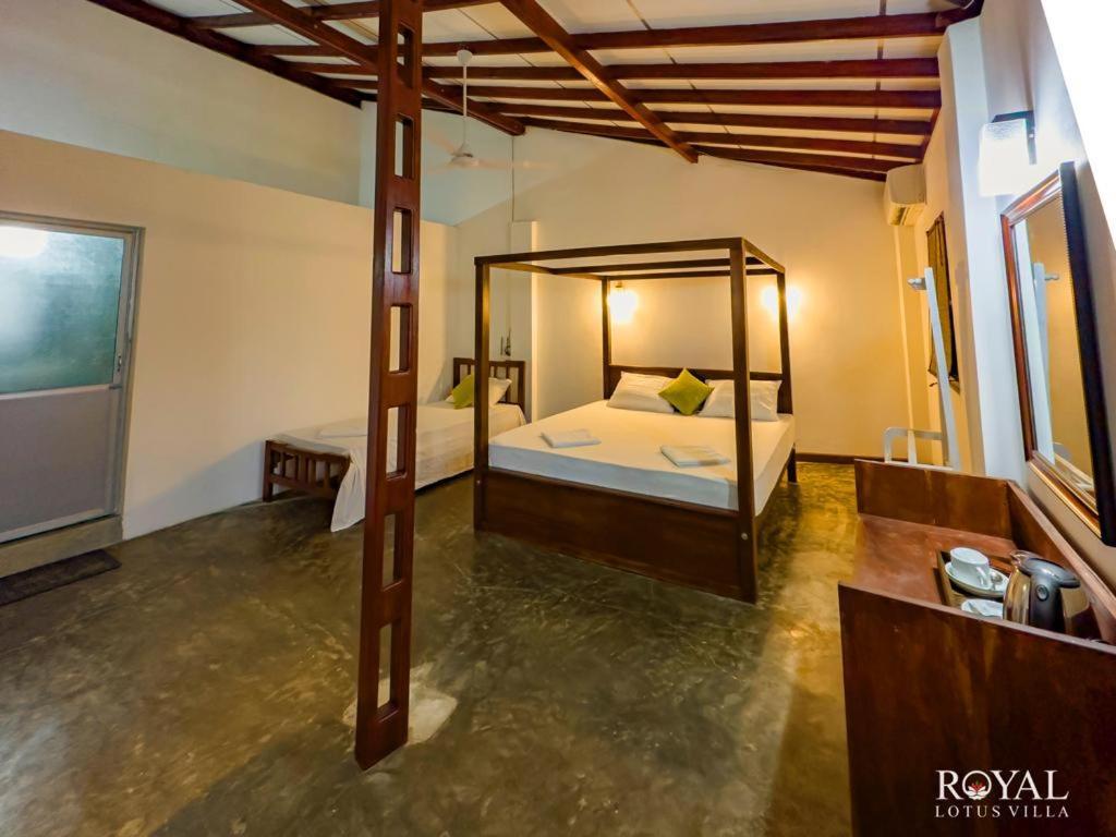 Royal Lotus Villa - Full Villa Rate Unawatuna Buitenkant foto