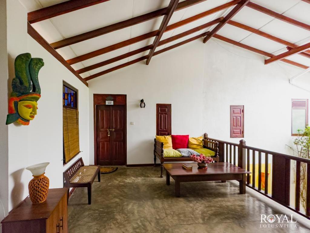 Royal Lotus Villa - Full Villa Rate Unawatuna Buitenkant foto