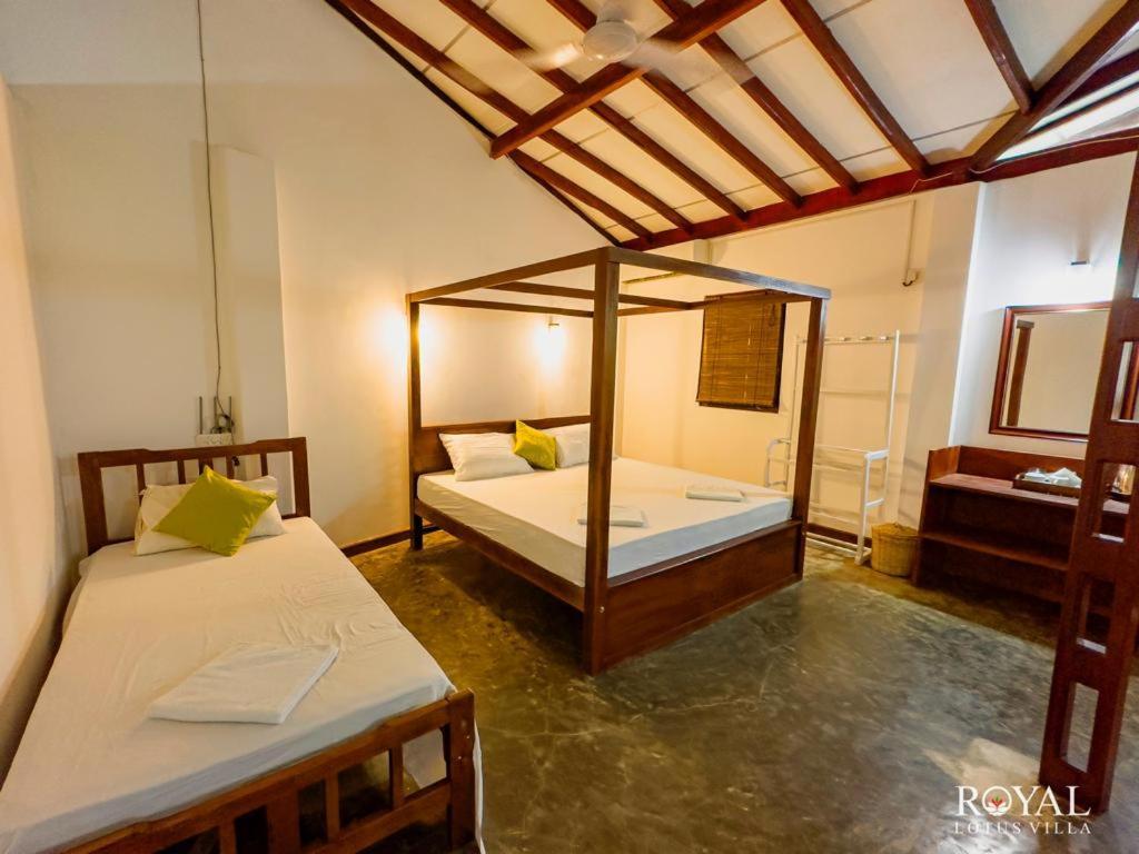 Royal Lotus Villa - Full Villa Rate Unawatuna Buitenkant foto
