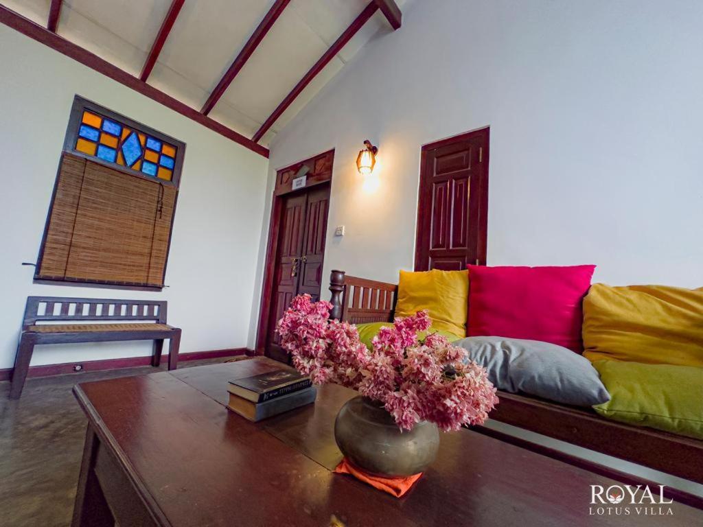 Royal Lotus Villa - Full Villa Rate Unawatuna Buitenkant foto